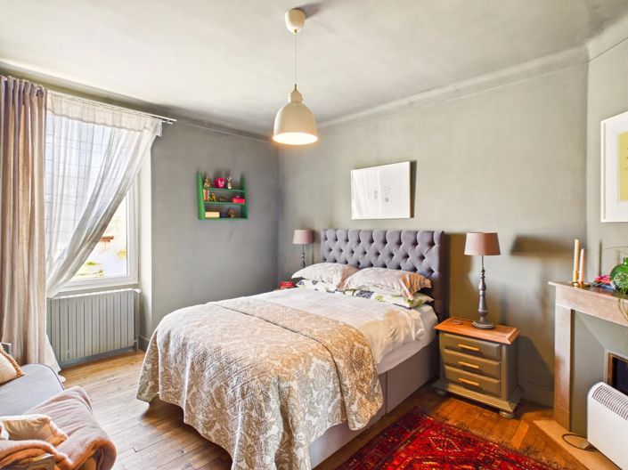 Image No.7-5 Bed House for sale