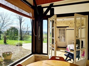 f1ffd947353c422d2b8ce5232c67208cce0ac94e27403