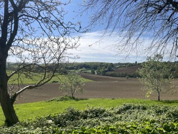 d549dbe53f4a2f9915ce0a3a6812cd4113a2660f3b403