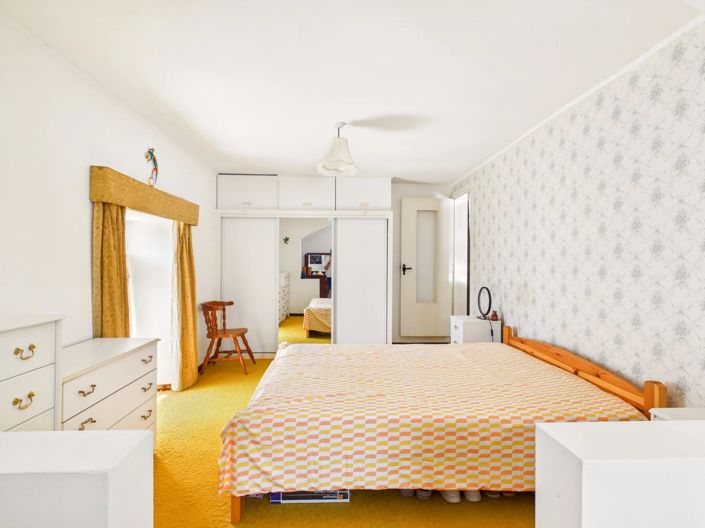 Image No.5-3 Bed House for sale