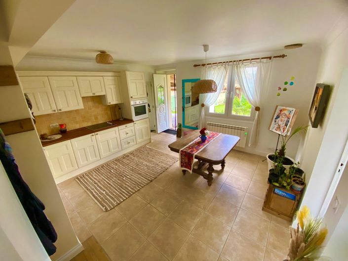 Image No.9-4 Bed House for sale