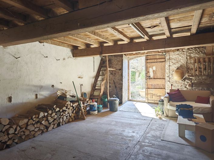 Image No.14-3 Bed House for sale