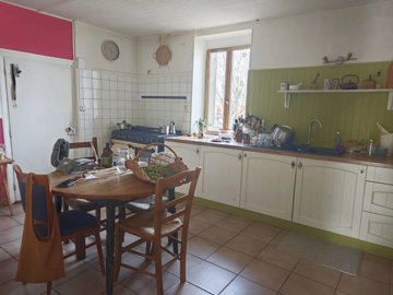 e320384161c61324c76eb1466aa78698645e4cb1ea409