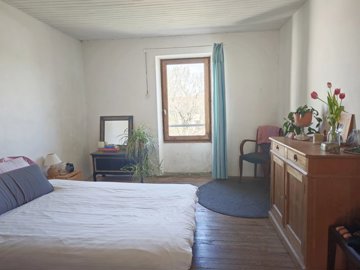 9d6f93846450d185051904da124c96a79cf422f892409