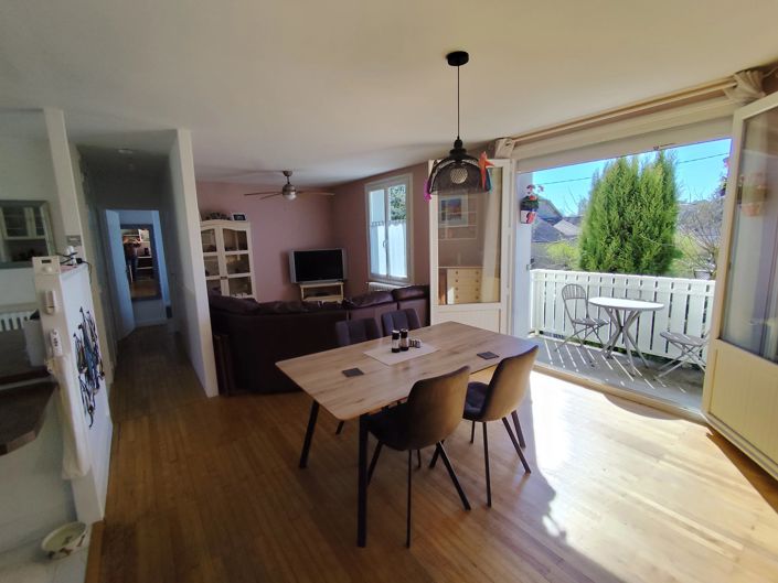 Image No.2-Maison de 2 chambres à vendre à Civray