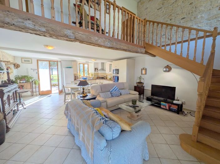 Image No.11-Maison de 11 chambres à vendre à Saint-Genis-de-Saintonge