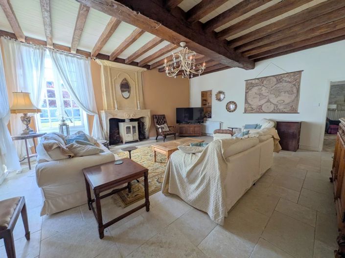 Image No.4-Maison de 11 chambres à vendre à Saint-Genis-de-Saintonge