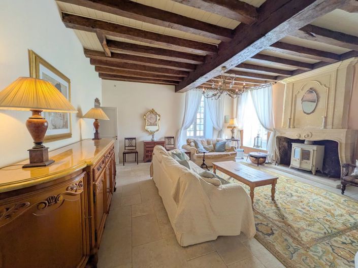 Image No.6-Maison de 11 chambres à vendre à Saint-Genis-de-Saintonge