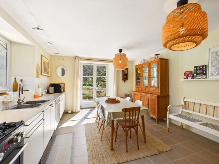 Image No.3-4 Bed House for sale