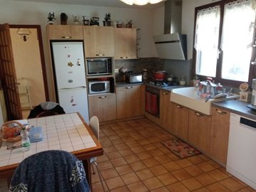 91b405c267f72cb6f320290ed6297e82e18626a97a408