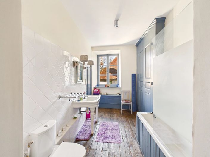 Image No.13-9 Bed House for sale