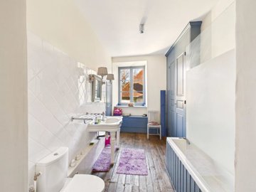 e9ca7c378a5117de6c7e2ce0ec7f869c13cd34cb17200