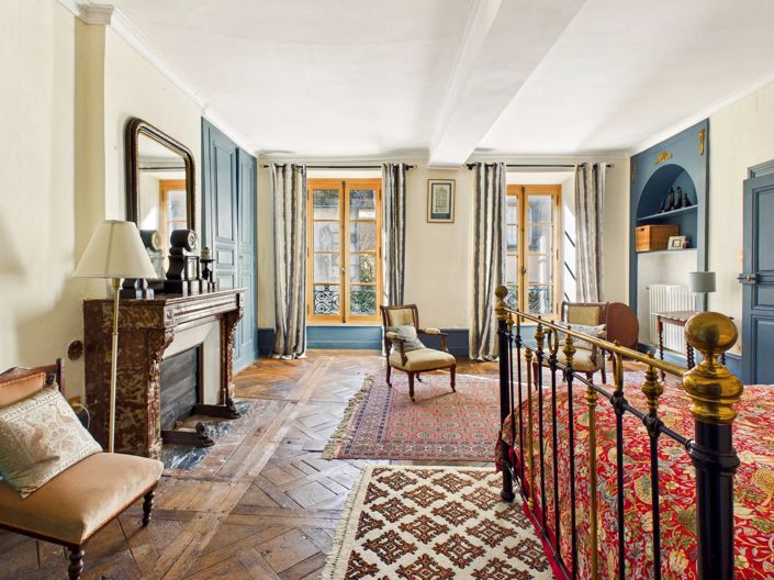 Image No.7-9 Bed House for sale