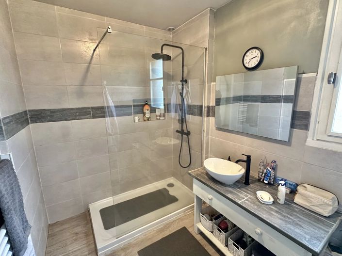 Image No.4-3 Bed House for sale