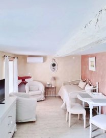 8ba1cd63cb4b84bf73605aa6a5574a36055bd6f558156