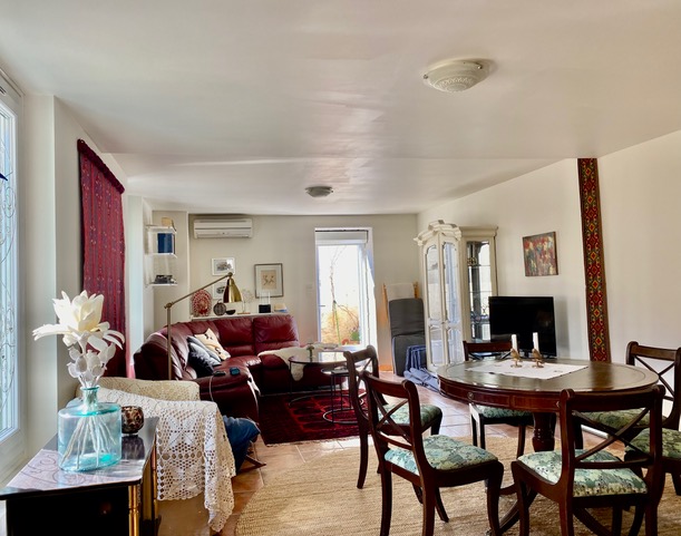 Image No.5-2 Bed House for sale