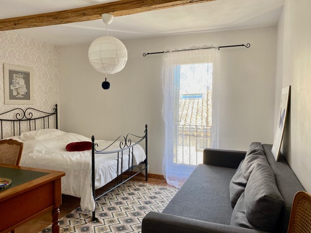 Image No.8-2 Bed House for sale