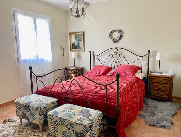 Image No.9-2 Bed House for sale