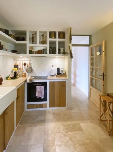 Image No.10-3 Bed House for sale