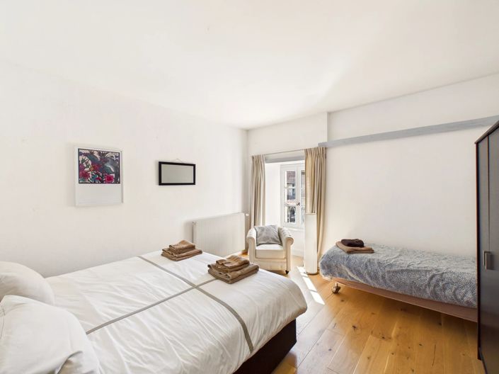 Image No.11-9 Bed House for sale