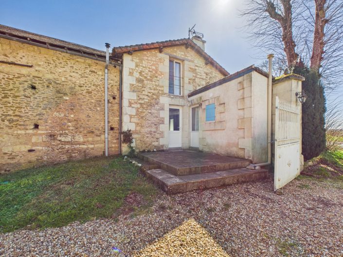 Image No.13-9 Bed House for sale