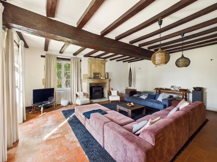 Image No.2-9 Bed House for sale