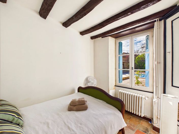 Image No.5-9 Bed House for sale