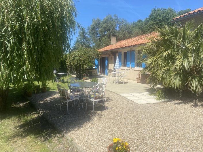 Image No.10-4 Bed House for sale