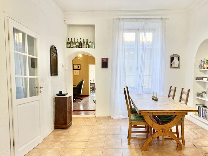 Image No.6-3 Bed House for sale