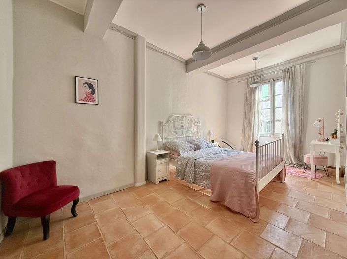 Image No.7-3 Bed House for sale