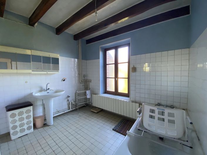 Image No.7-5 Bed House for sale