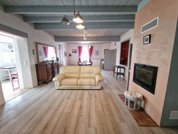 8ca89b2dfbb41202126bfb989622f33a95d8da4e35400