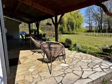 048b1c968109dc81ffbea75d0a4108709f357ab693204