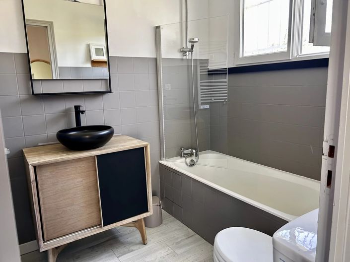 Image No.7-3 Bed House for sale