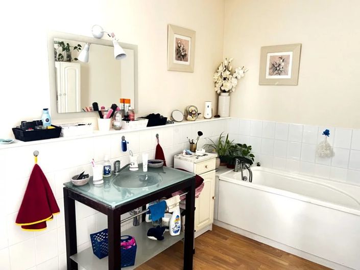 Image No.8-3 Bed House for sale