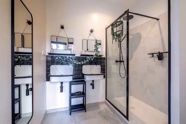 Image No.6-2 Bed Property for sale