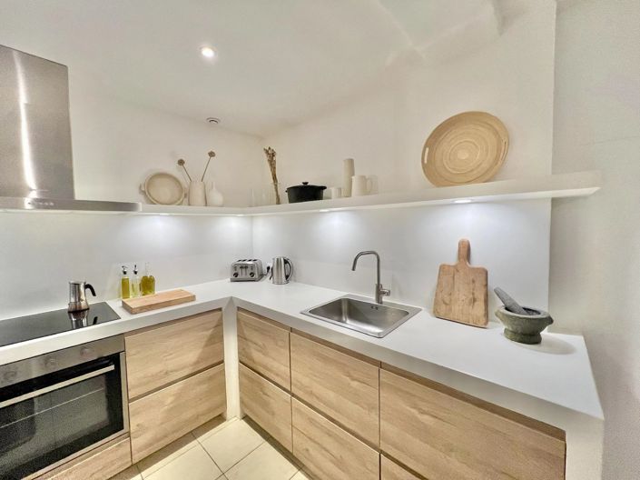 Image No.5-3 Bed House for sale