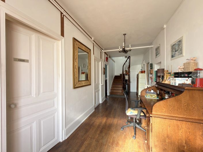 Image No.3-6 Bed House for sale