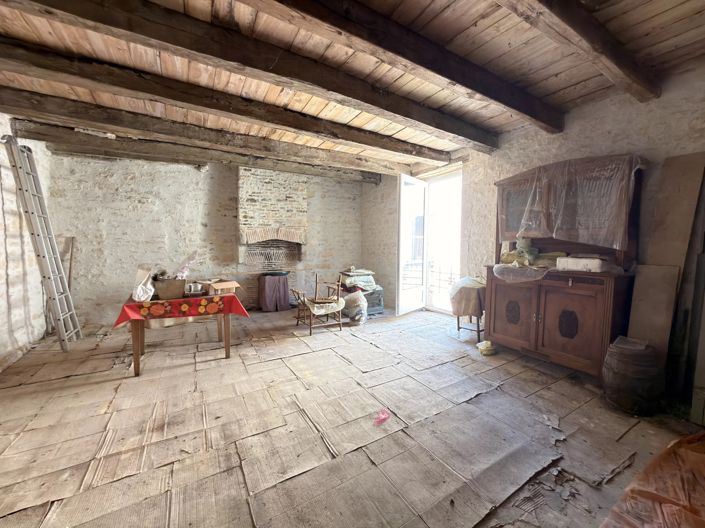 Image No.14-2 Bed House for sale