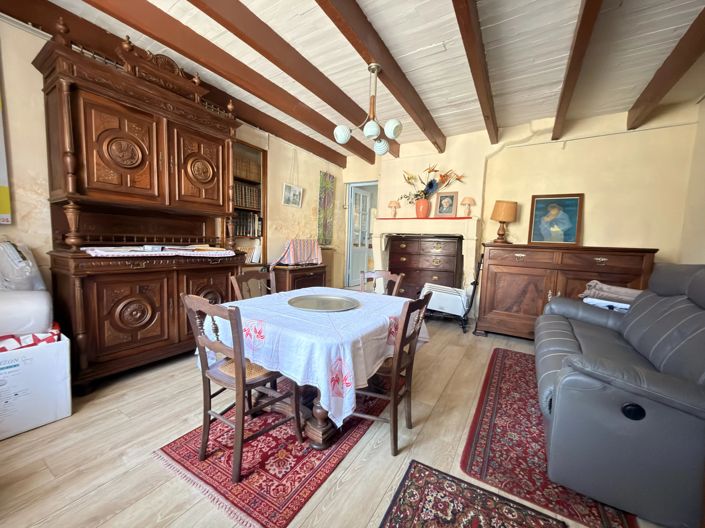 Image No.4-2 Bed House for sale