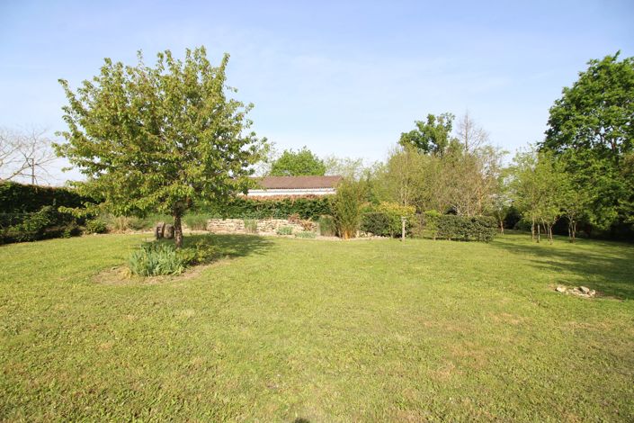 Image No.10-Maison de 3 chambres à vendre à Joussé