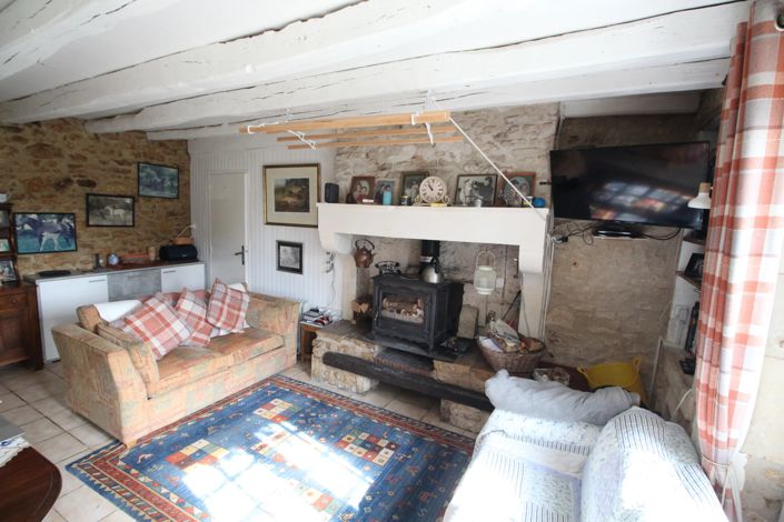 Image No.3-Maison de 3 chambres à vendre à Joussé