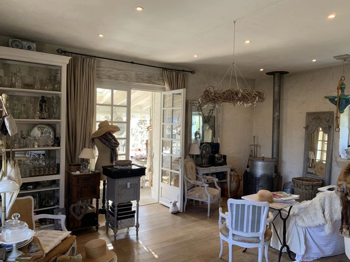 Image No.11-2 Bed House for sale