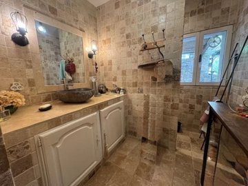 c22d1fc94824fce80146d0a159809e793920b9f04c640