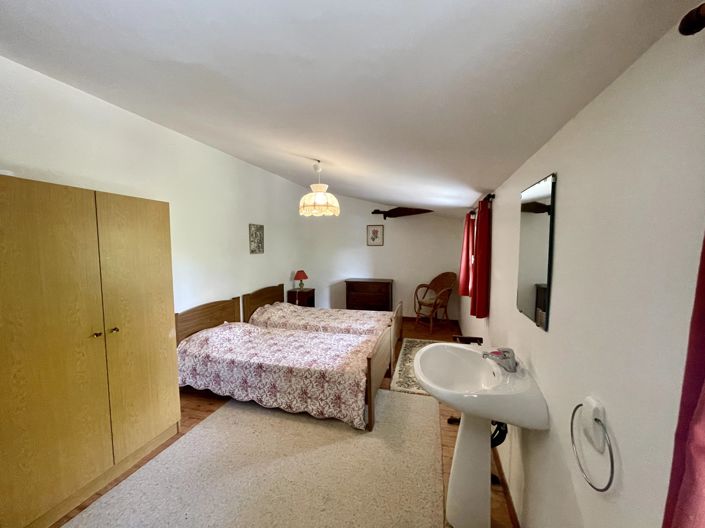 Image No.10-Maison de 6 chambres à vendre à Seyches