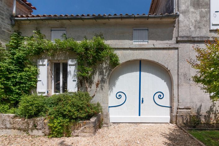 Image No.15-6 Bed House for sale