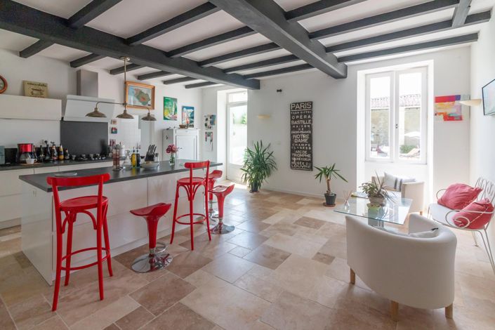 Image No.4-6 Bed House for sale