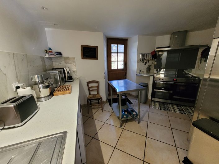 Image No.15-8 Bed House for sale