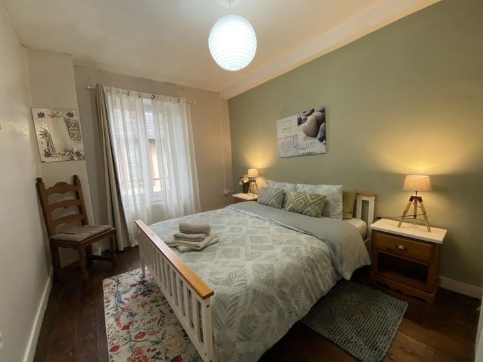 Image No.12-7 Bed Village House for sale