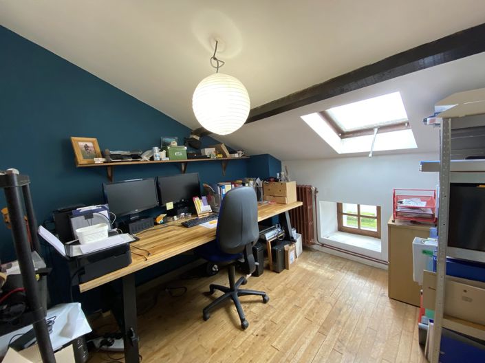 Image No.9-7 Bed Village House for sale